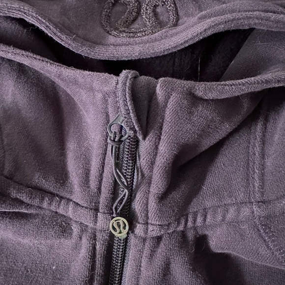 Lululemon Scuba Hoodie - Picture 5 of 6
